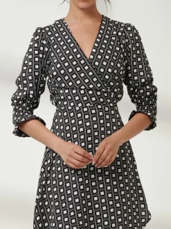 Peyton Wrap Puff Sleeve Midi Dress, Black Geo