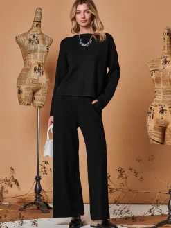 Vertical Line Knit Flared Pants, Black